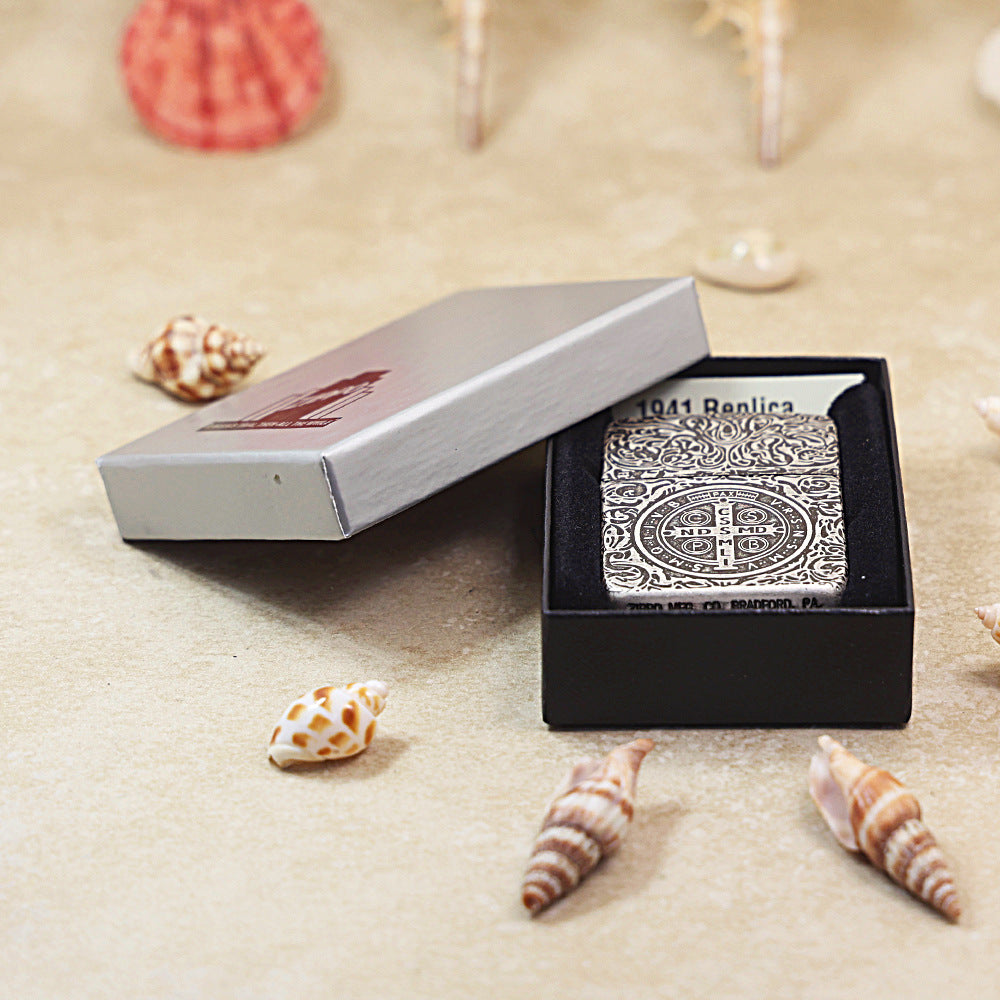 Zippo Antique Silver Constantine Lighter 1941-DS08