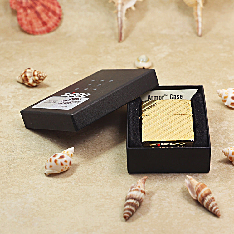 Zippo Gold Diagonal Line Pattern - 162-DS100