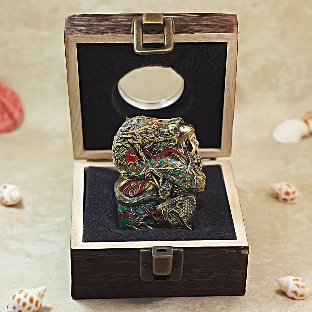 Zippo Silver and Gold Case Set Guan Yu God of War - CM26