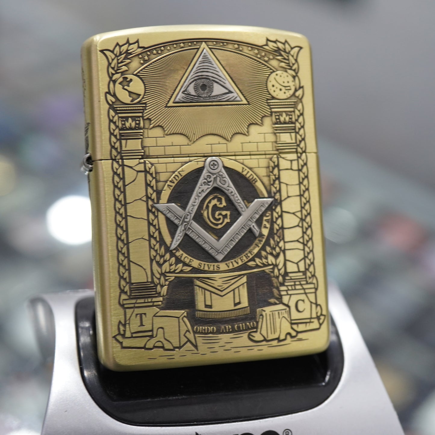 Zippo Armor Antique Brass 'Masonic All-Seeing Eye' - CC11
