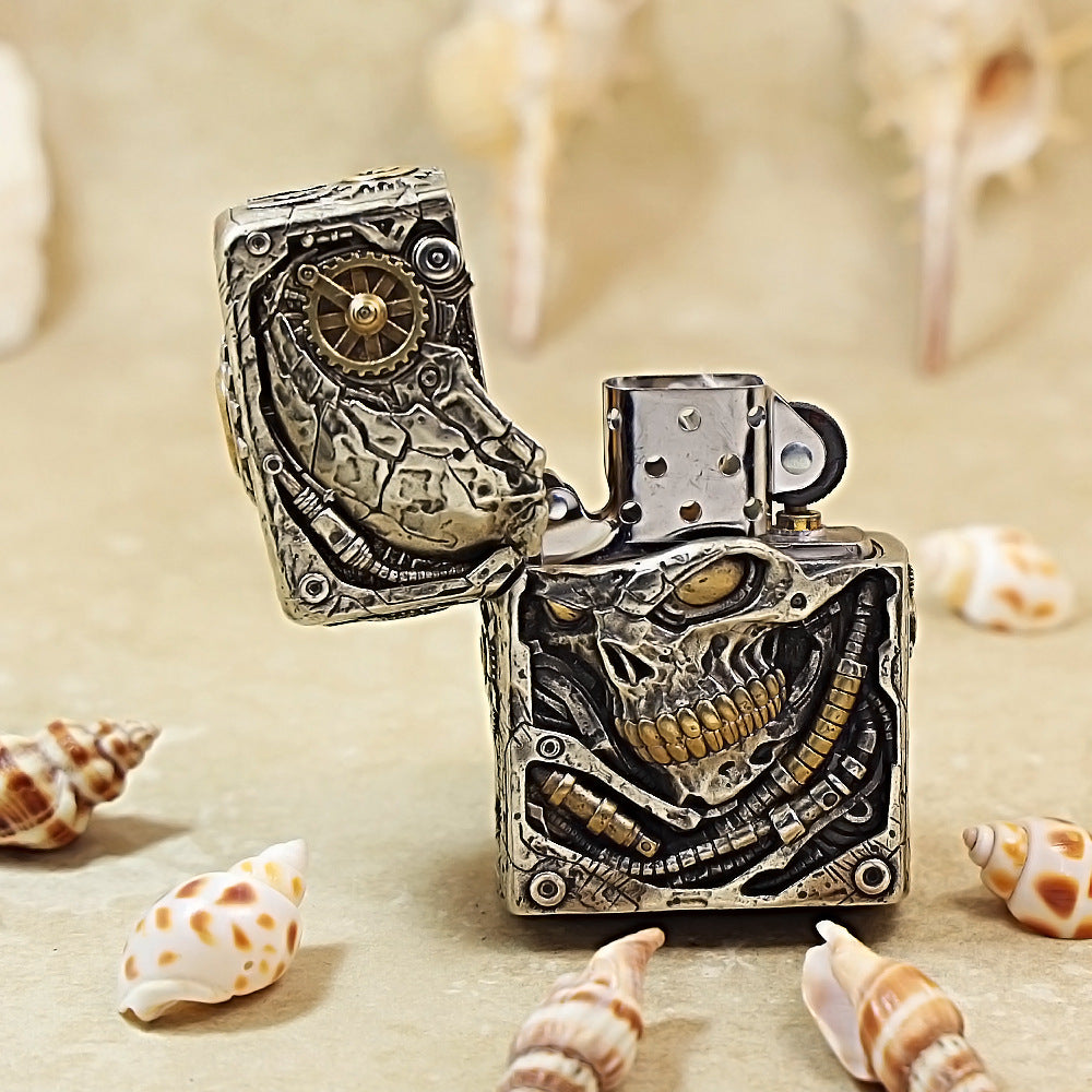 Zippo Brass Skull Mechanical King 205-DS310