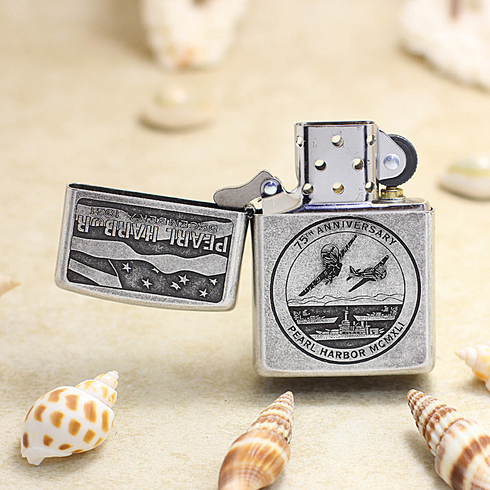 Zippo Vintage Argent Pearl Harbor 75th Anniversary - 205-DS93