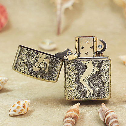Zippo Armor Antique Brass 'Eternal Embrace' - CC23