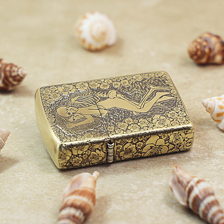 Zippo Armor Antique Brass 'Eternal Embrace' - CC23