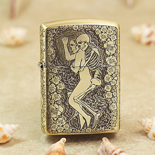 Zippo Armor Antique Brass 'Eternal Embrace' - CC23