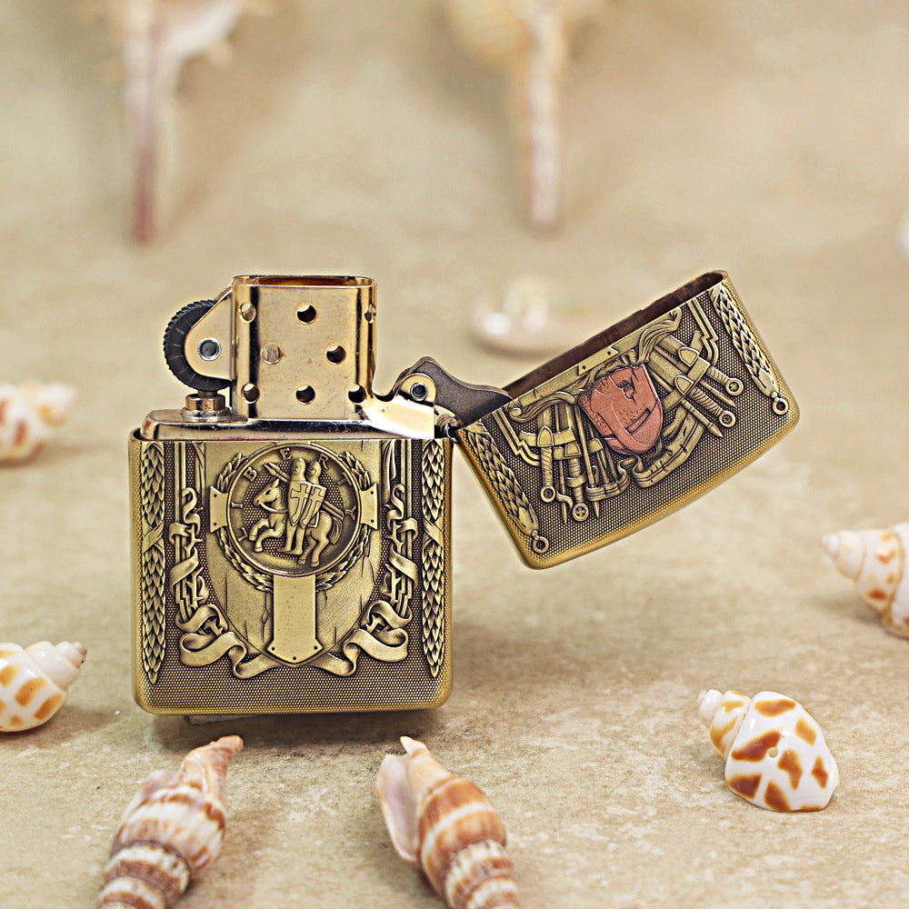 Zippo Armor Antique Brass 'Fallen Templar Knight' - CC18