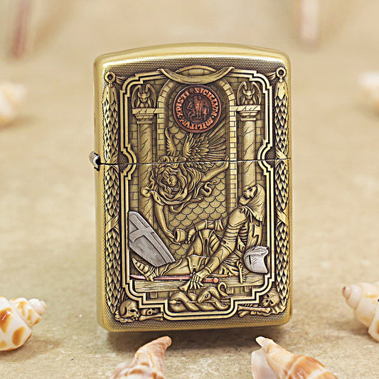 Zippo Armor Antique Brass 'Fallen Templar Knight' - CC18