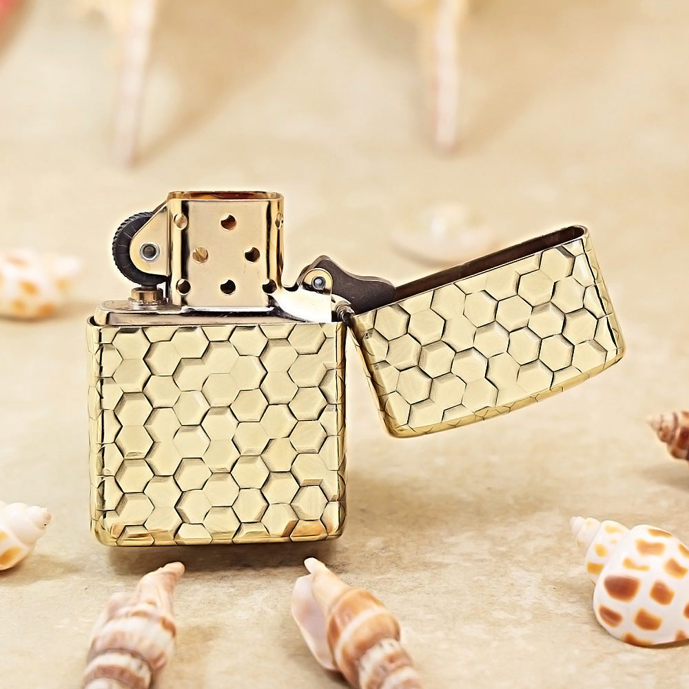 Zippo Armor High Polish Brass '5D Honeycomb Grid' - CC45