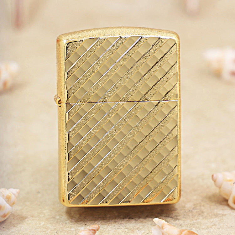 Zippo Gold Diagonal Line Pattern 162-DS100