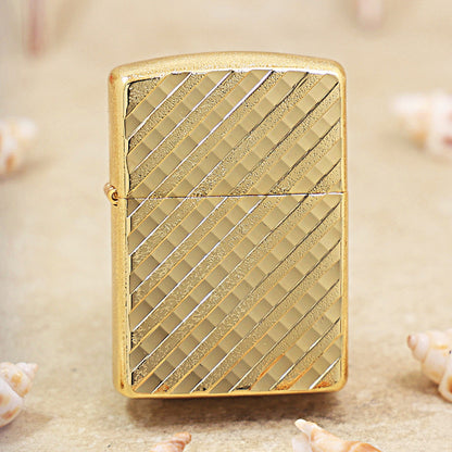 Zippo Gold Diagonal Line Pattern 162-DS100