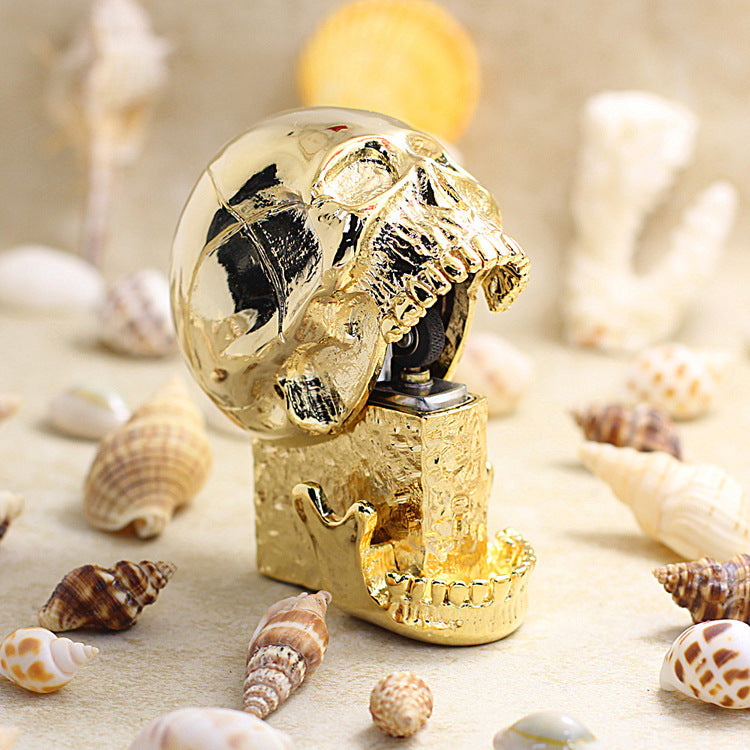 Zippo Heavy Armor Giant Skull - High Polish Gold - JP61