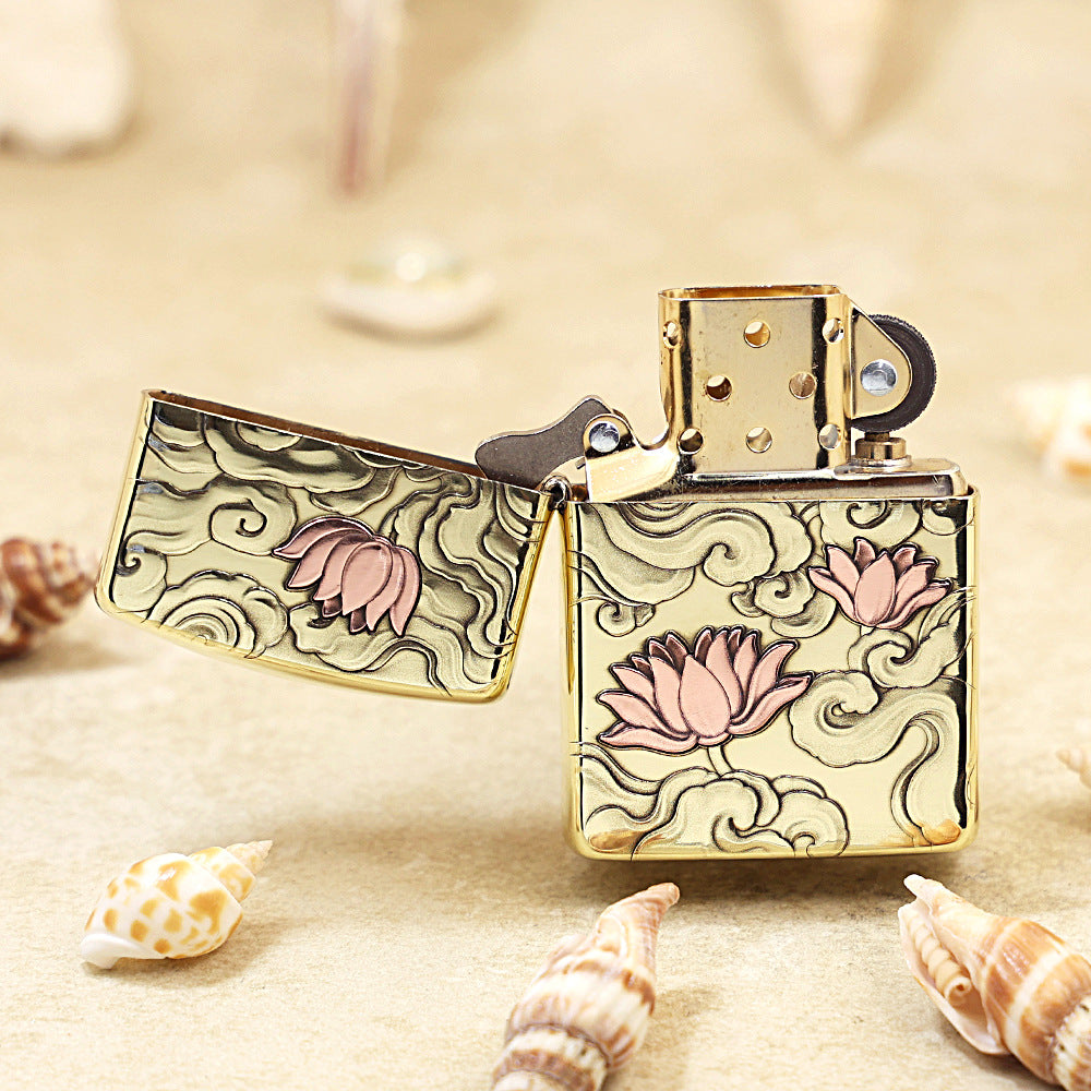 Zippo High Polish Brass Lotus in Heavenly Clouds - CC103