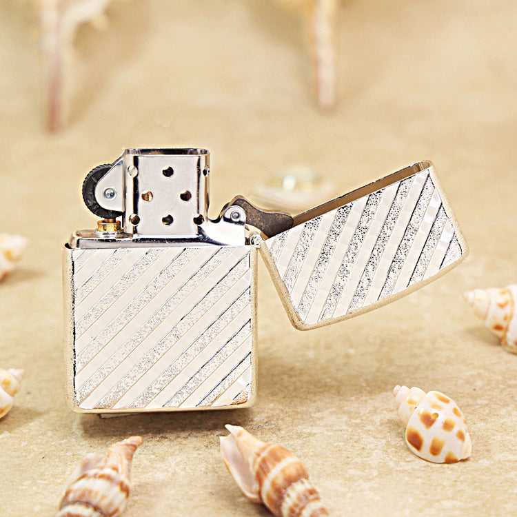 Zippo Silver Diagonal Line Pattern 162-DS99