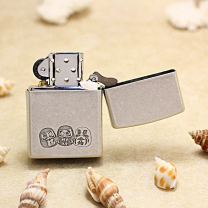 Zippo Vintage Argent Daruma and Great Wave Medallion - DS161