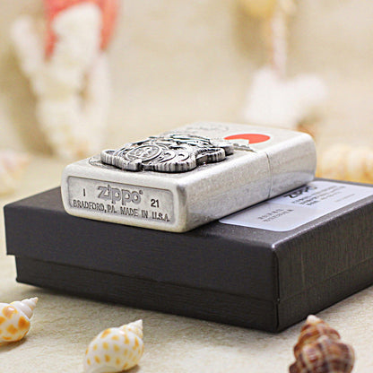Zippo Vintage Argent Daruma and Great Wave Medallion - DS161